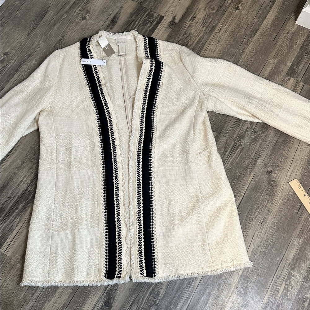 Chico’s Cream Cardigan with Black Accents size large - Picture 6 of 12